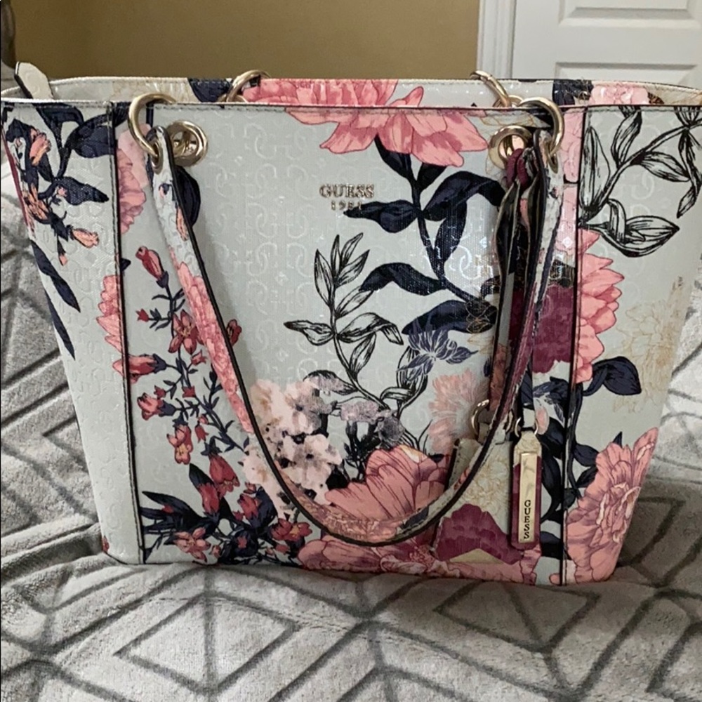 Guess bag